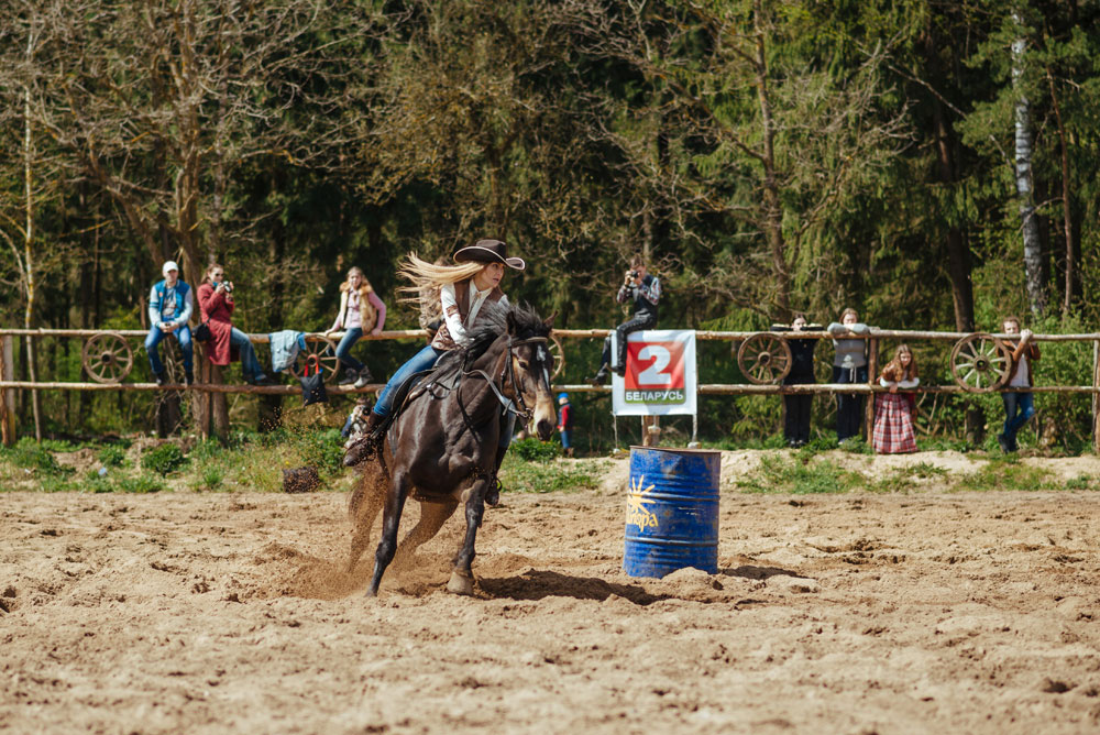 rodeo barrel racing 1