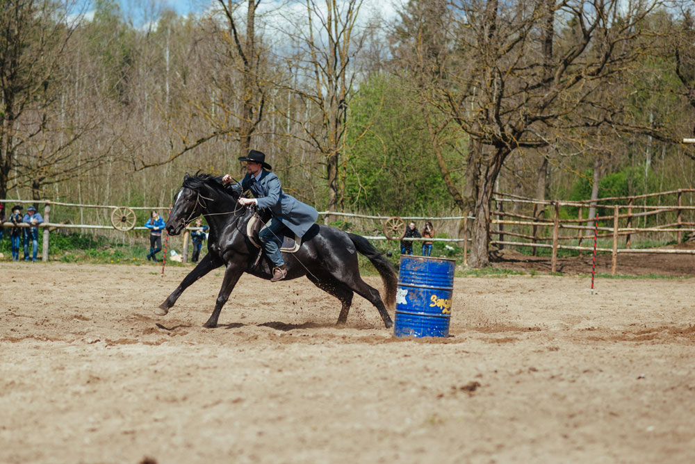 rodeo barrel racing 2